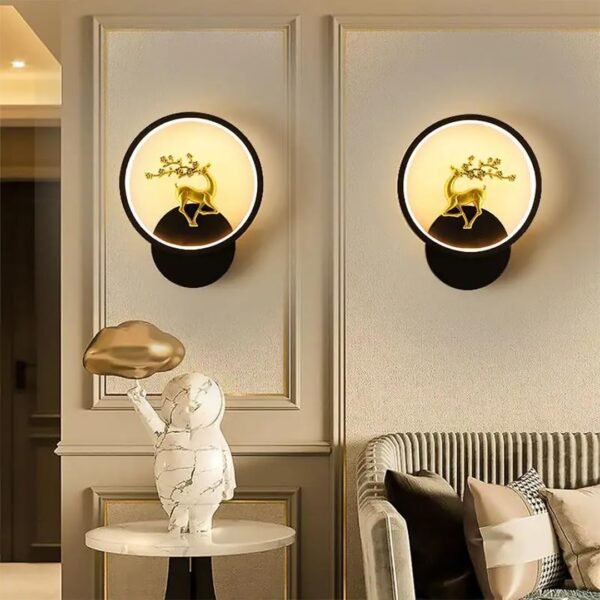 fizzytech Deer Lamp &ndash; Modern Decorative Wall Light with Golden Deer Design